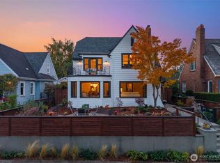 7611 W Green Lake Dr N, Seattle, WA