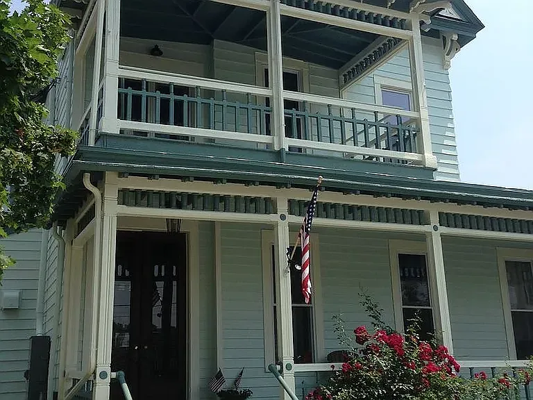 816 Warren St #1B — Photo 18