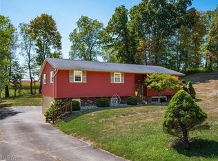3140 Lisa Ln, Zanesville, OH 43701