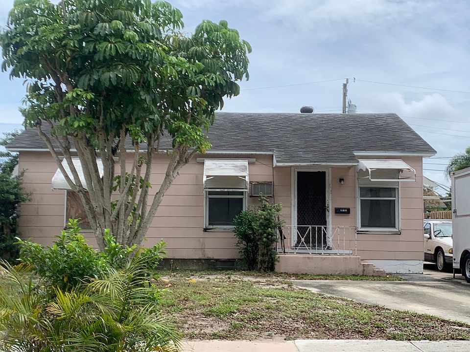 1st image of 812 Winters St