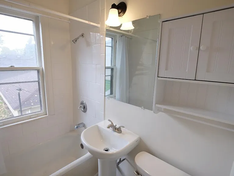 Grand Place Apartments — Photo 11