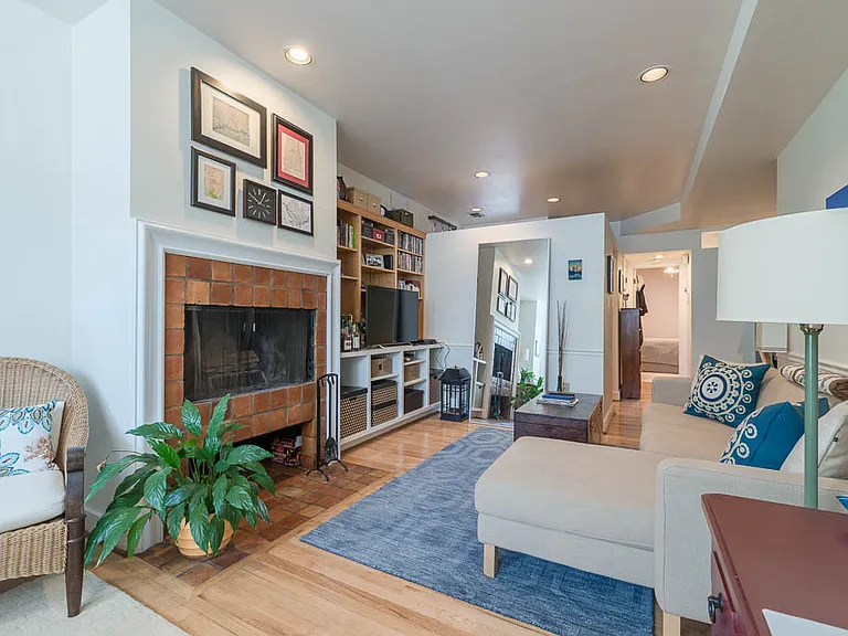 1751 Willard St NW #3 — Photo 1