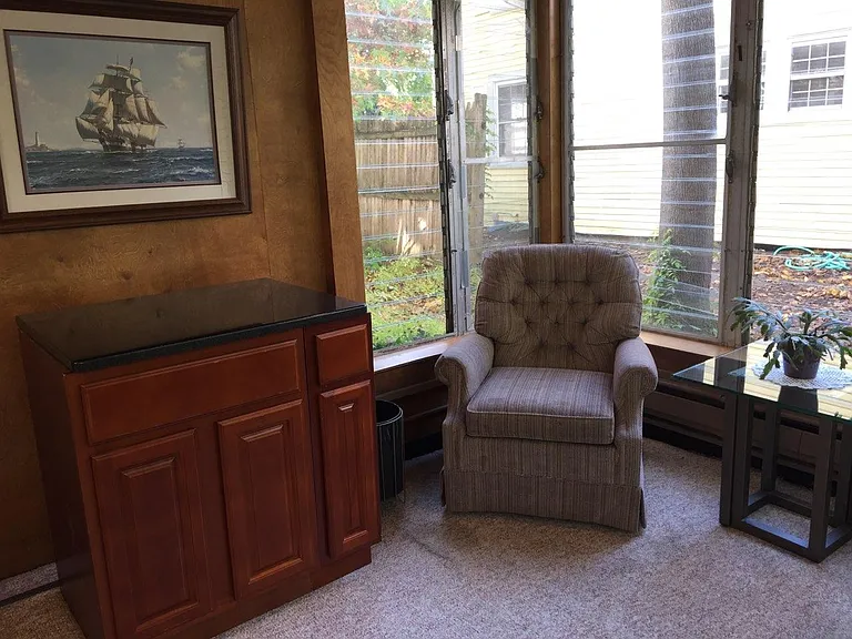 16 Thomson Rd — Photo 33