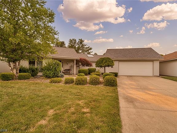 2nd image of 32668 Deerspring Ct