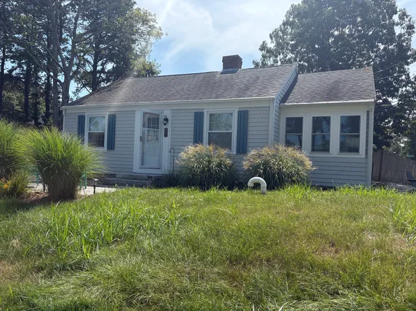 (undisclosed Address), Dennis Port, MA 02639