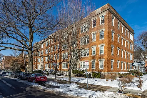 37-41 Wendell St Photo 1