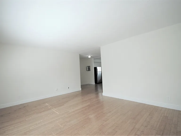 7315 Carlyle Ave #18 — Photo 7