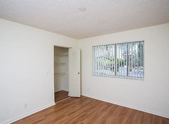 3rd image of 3605 NE 207th St #1103