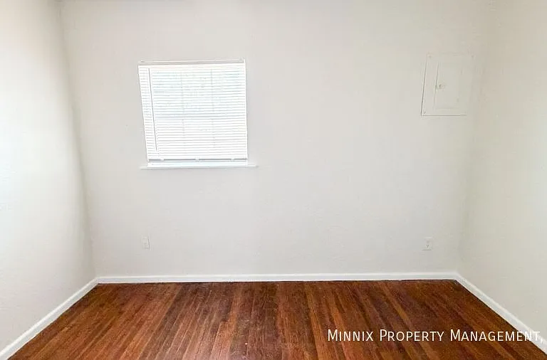 3417 Avenue S #A — Photo 10