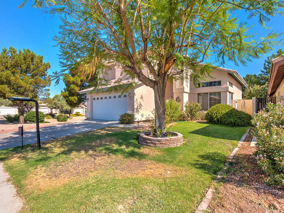 2nd image of 1372 E Constitution Dr