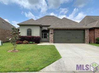 25387 Lake George Dr, Denham Springs, LA 70726