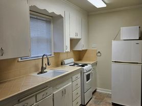 Arnold Ballard Suites