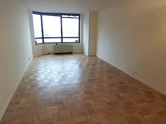 Rented by Luxury Habitat