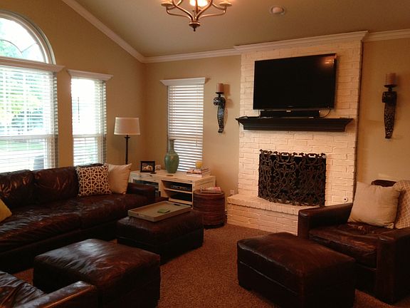 2nd image of 13 Northridge Dr