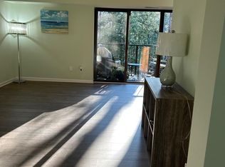 11609 Stoneview Sq Suite 11C, Reston, VA 20191