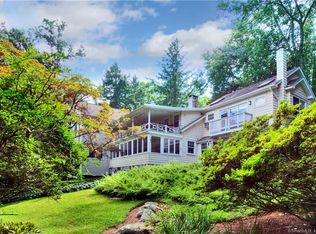 1006 Silvermine Rd #R, New Canaan, CT 06840