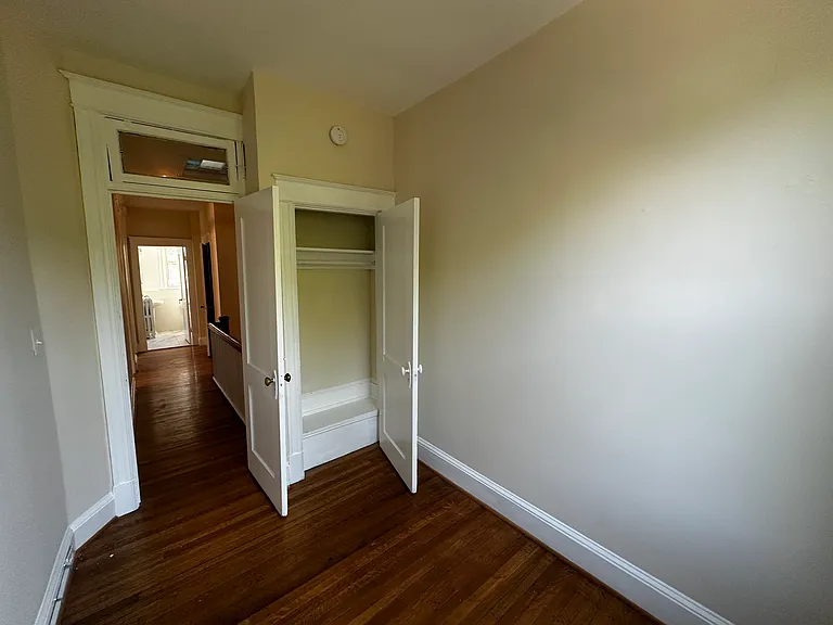 1223 F St NE — Photo 29