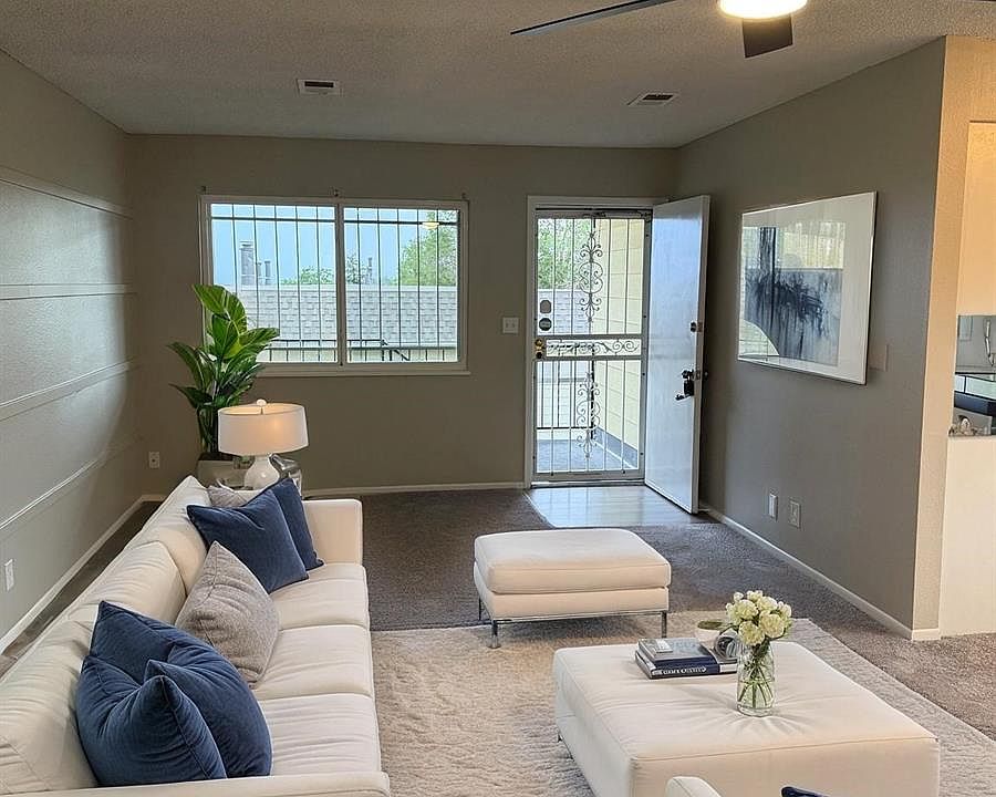 1st image of 9778 Appletree Place