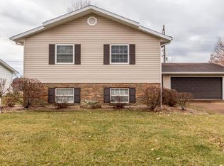 520 Mary Dr, Waterloo, IL 62298