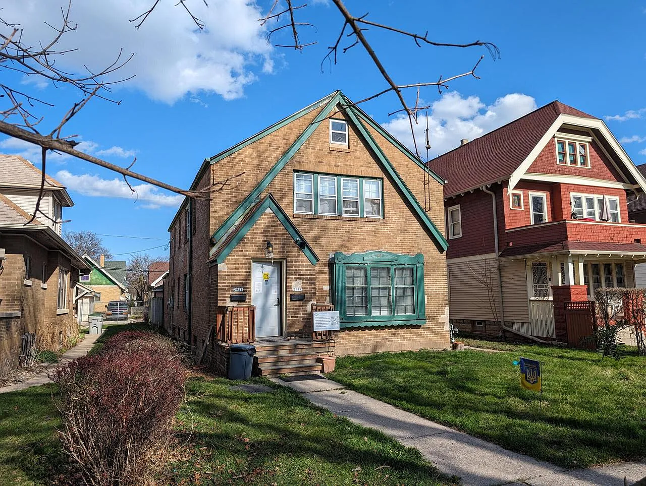 2944 North 48th STREET photo 1
