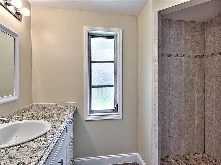 4480 Parrot Ave — Photo 12