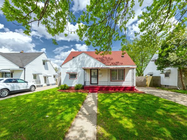 25110 Cole St, Roseville, MI 48066