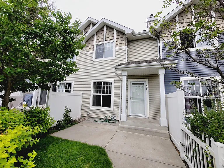 2051 Towne Centre Blvd NW #20 — Photo 1