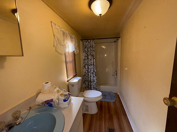 4th image of 307 Pathway Ct