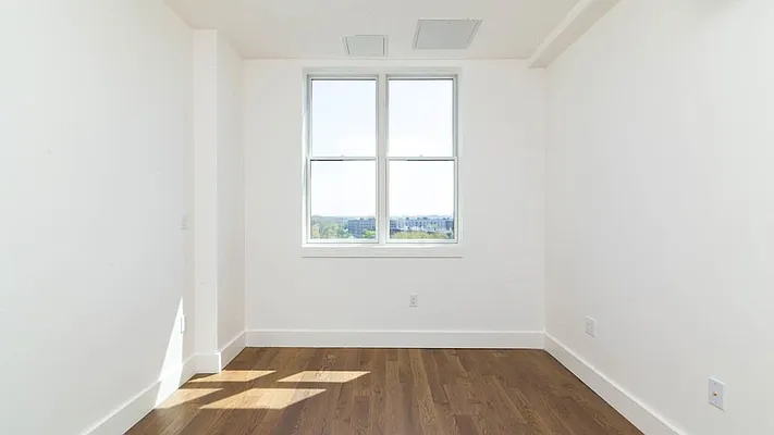 Rented by Nooklyn NYC LLC | media 49