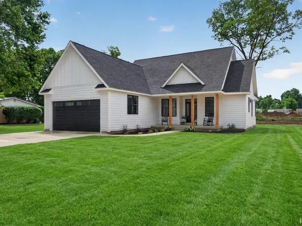 459 W 14th St, Peru, IN 46970