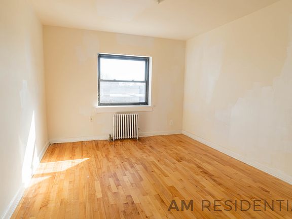 5th image of 283 Bay 17 St #33