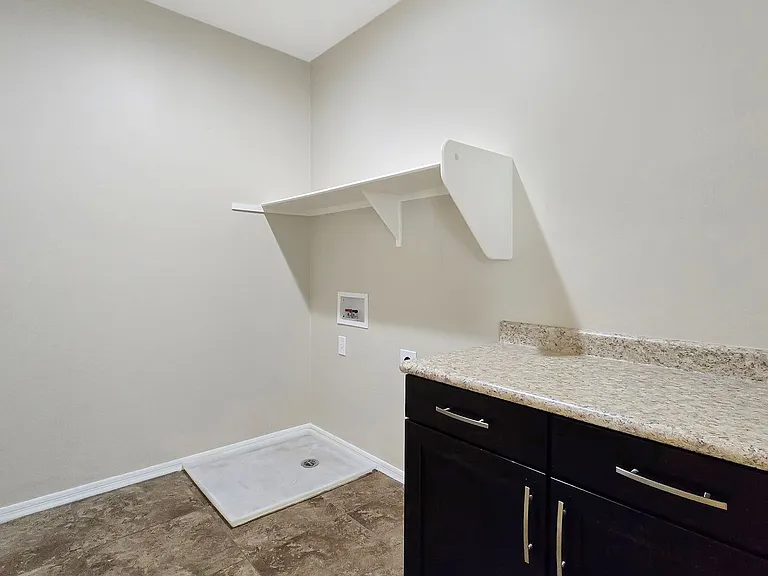 20737 W Valley View Dr — Photo 42