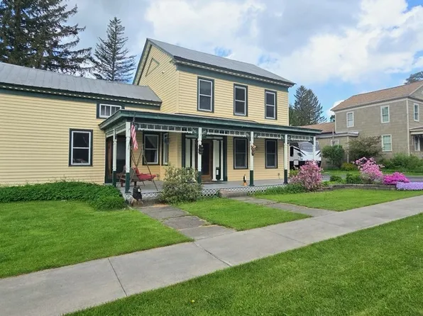 2635 Mill St, New Woodstock, NY 13122