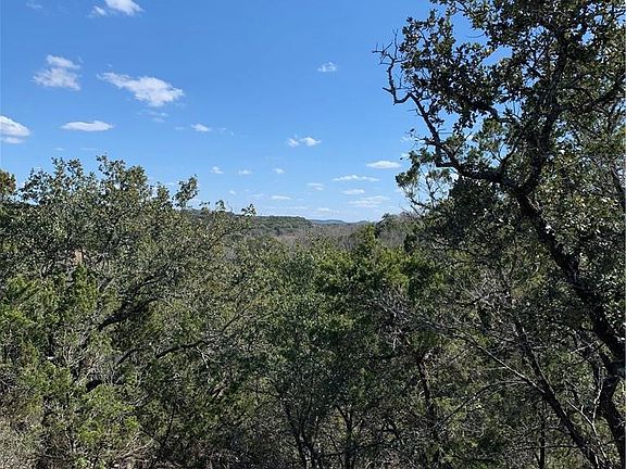 4th image of 441 Cliffview