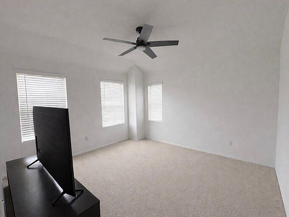 4th image of 101 Cullen St