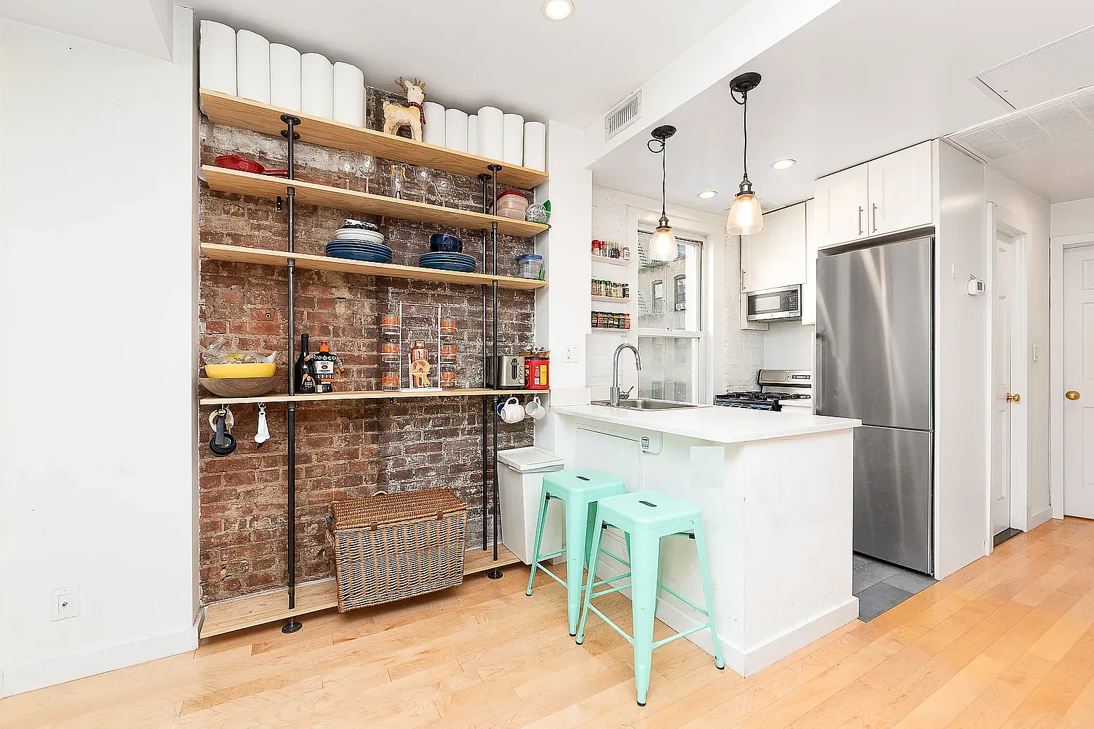 228 East 22nd Street — Photo 1