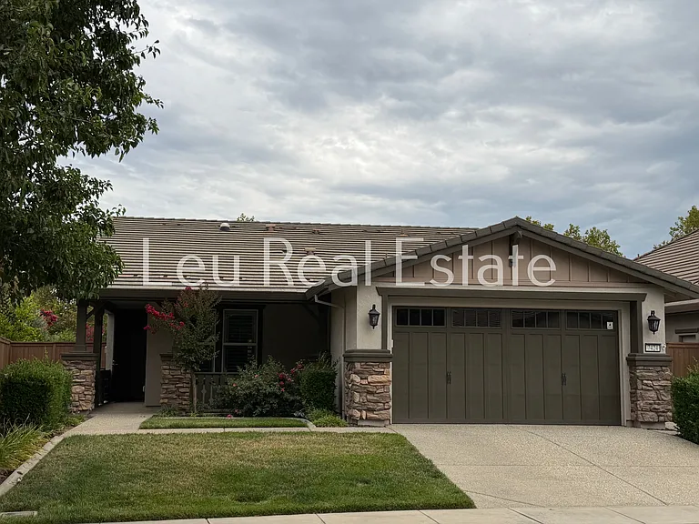 7424 Foxburgh Ct — Photo 1