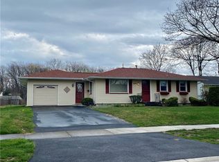 470 Ripplewood Dr, Rochester, NY 14616