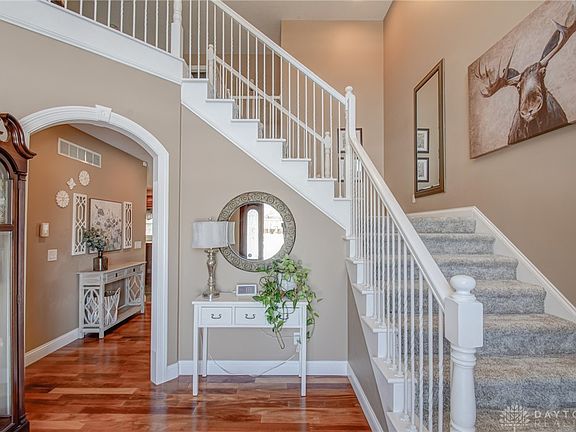 4th image of 308 Yorkshire Ln