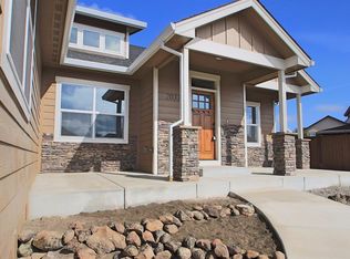 2033 Jeremy St, Central Pt, OR 97502