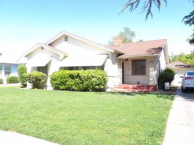 2916 N Vagedes Ave, Fresno, CA, 93705