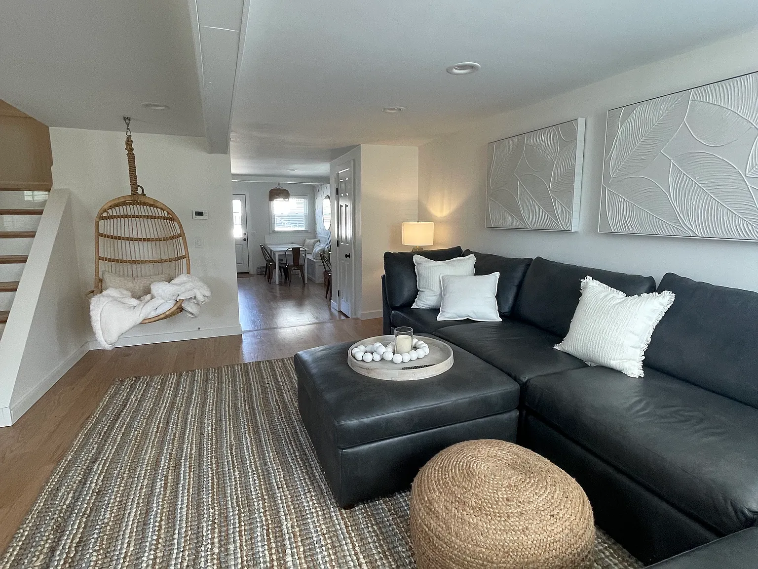 2 bed, 1070 sqft, $3,000 — Photo 1