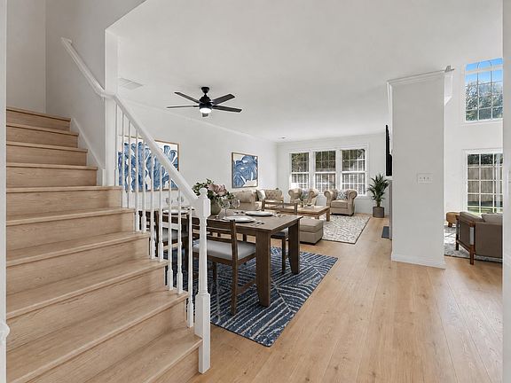 4th image of 510 W Hampton Ct #510
