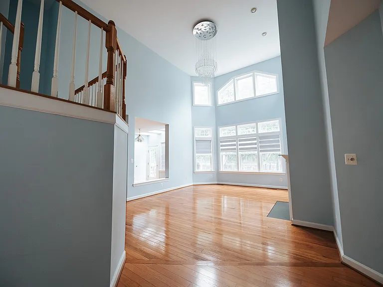 1832 Woods Edge Dr NE — Photo 7