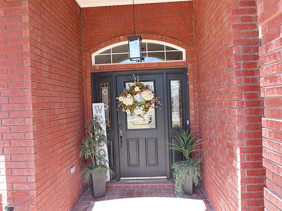 3rd image of 25 Granite Cir