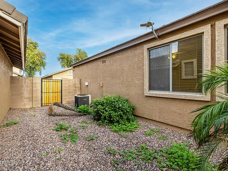 2854 S Peel Dr — Photo 32