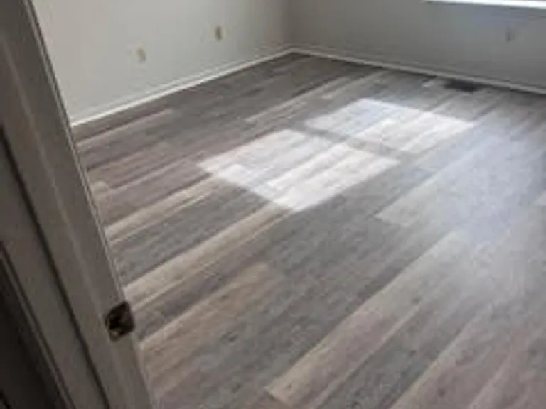 1516 Kraft Ave — Photo 18