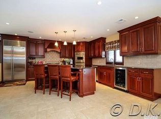 2567 Kevin Rd, Seaford, NY 11783
