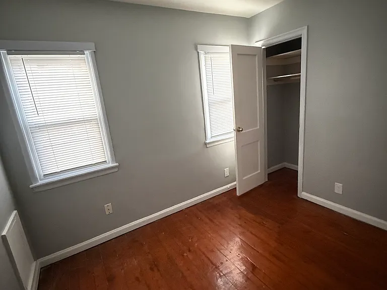 2043 N Glenridge Dr #1 — Photo 6
