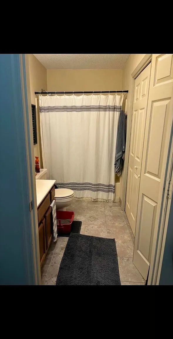 2 bed, 1.5 bath, 1105 sqft, $1,650 — Photo 3